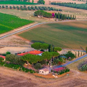 agriturismo-i-debbi.it-tuscanyhotel.com/